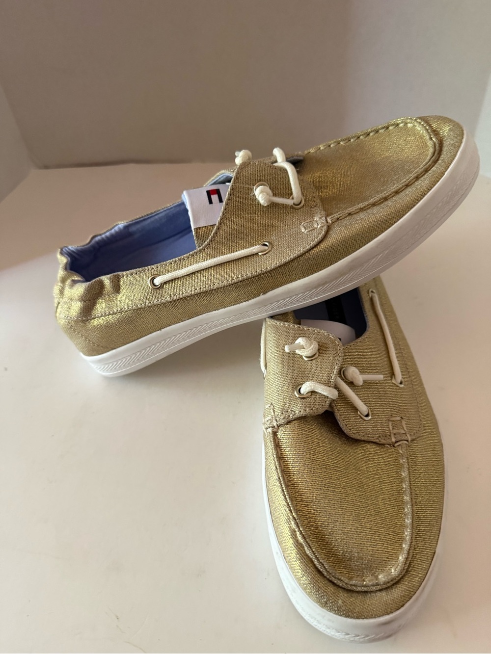 Tommy Hilfiger Metallic Gold Canvas Boat Shoes Women’s 9.5M